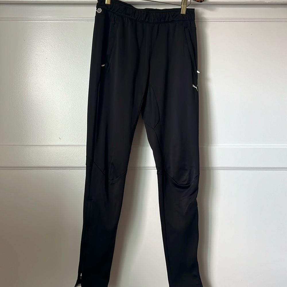 Puma workout bottom size xs